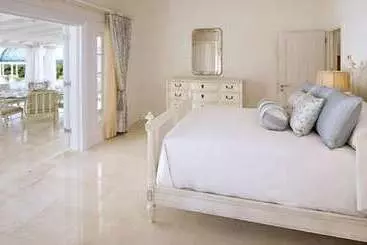 آپارتمان‌های توریست‌ها Stanford House