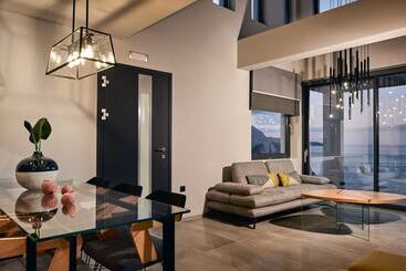 آپارتمان‌های توریست‌ها Sueño Luxury Villa 180 Iconic Sea View