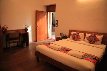 Hotell Kumars The White House