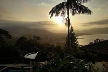 هتل Pousada Vista Do Itagua