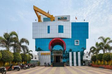 فندق Nandini By Oyo Rooms