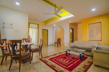 Turistlägenheter Oyo Home 18655 Spacious 3bhk