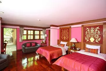 Suanthip Vana Resort