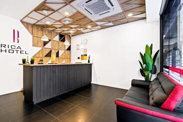 Отель Rica
