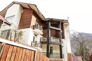 Turistihuoneistot Zima Leto Apart