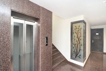 هتل Vrc City Heart