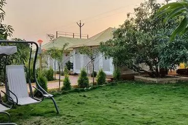 Hotel Natures Dreamland Holiday Homes, Igatpuri
