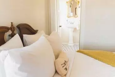 تختخواب و صبحانه La Villa De Adelina