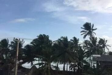 Bed & Breakfast White Baby Beach Rest