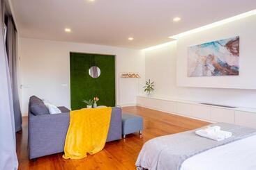 Appartamento Hola Lisbon Suites