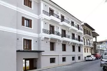 Pensjonat Apollon Library Suites
