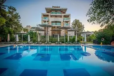 Oleander Hotel & Apartments