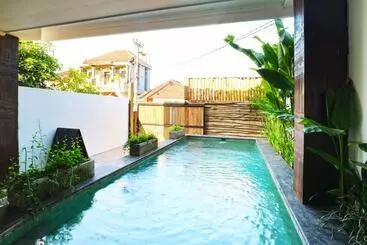 Draper Startup House For Entrepreneurs   Hostel