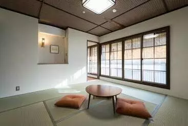 Ryokan Arimakoyado Hataya