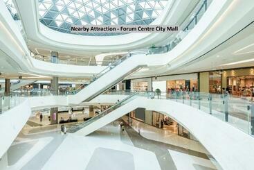 Hotel Yuvraj Palace Inn