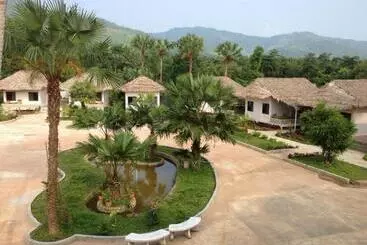 Hotel The Eternity Resort