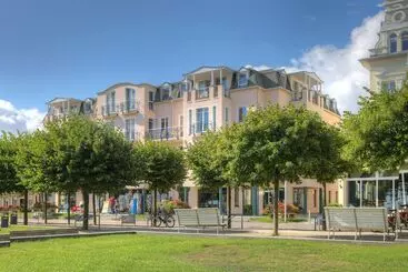 Huoneistohotelli Seetelhotel Ostseeresidenz Ahlbeck