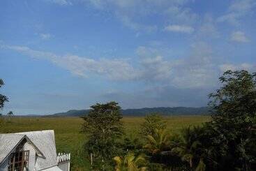 פנסיון Chippewa Village