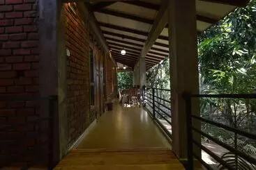 ペンション Binara Home Stay Tourist Lodge