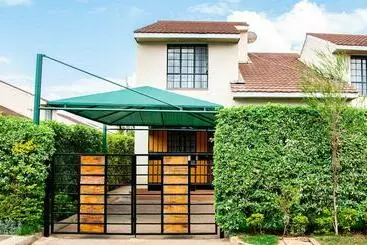 Nocleg ze śniadaniem Karolinas Homestay Near Jkia