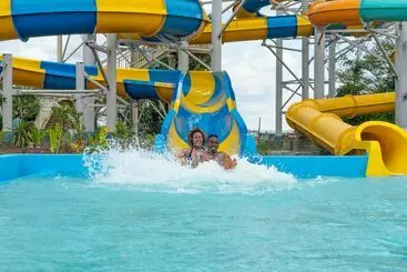 هتل Kuriftu Resort & Spa Bishoftu