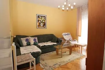 Pension Guesthouse Emina