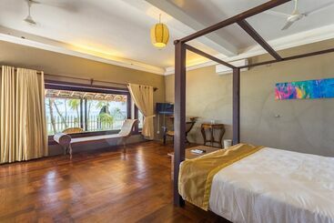 Resort Azure Tides Marari