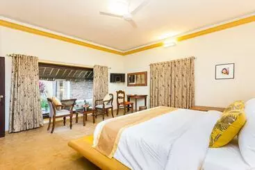 Resort Azure Tides Marari