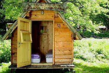 هتل Eko Selo Boračko Jezero