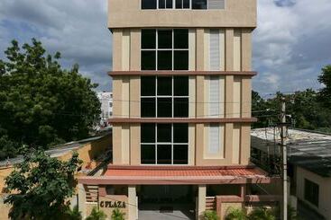 Hotel Treebo C Plaza