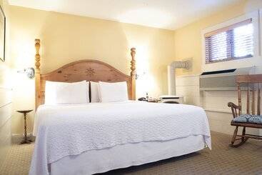 민박 The Alpine House