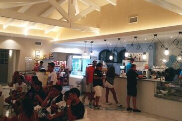 客栈  Villaggio Borgo Marino