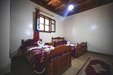 Otel Auberge Jaafar Kasbaa Itto
