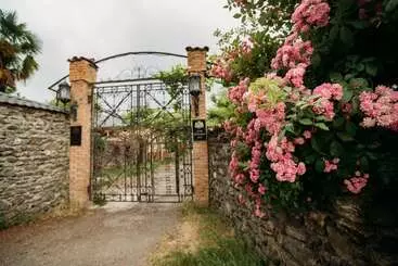 ペンション Chateau Eniseli