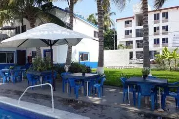 Hotelli Y Bungalows Los Arcos