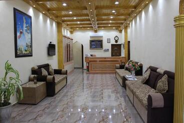 آپارتمان Majan Guest House L.l.c