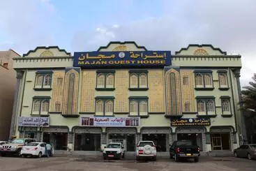 آپارتمان Majan Guest House L.l.c