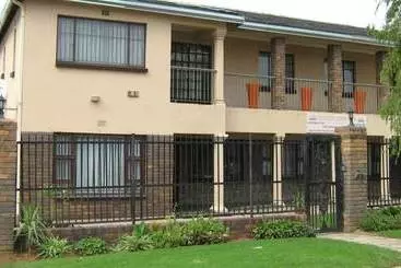 Bogadi B&b