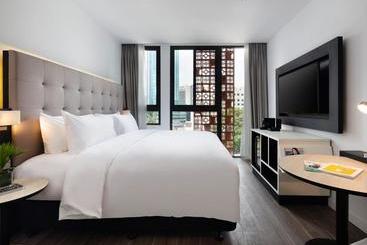 Hotel M Village Ton That Dam