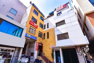 Fabhotel Polovictory Palace