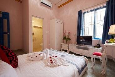 هتل Lucky Budda Inn Villa