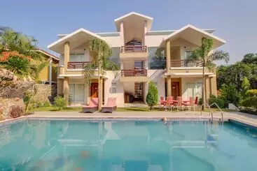 Hotel Maulik Mansion Resort