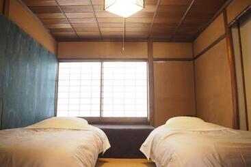 פנסיון Guest House Suetugu