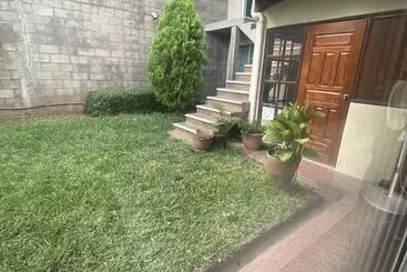 تختخواب و صبحانه Portal Los Castaños