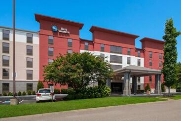 هتل Best Western Suites Near Opryland