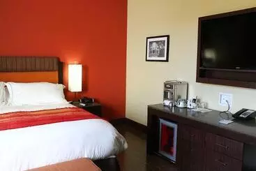 בית מלון כפרי Sirtaj Beverly Hills