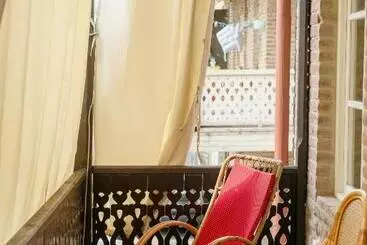 پانسیون Dzveli Galavani  Old Wall