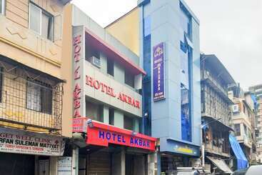 Hotell Spot On 37995 Akbar