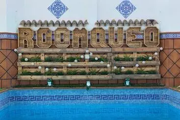 Hôtel Roomqueo Only Adults