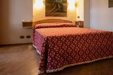 Nocleg ze śniadaniem L Or D Echallogne   Chambre D Hôtes